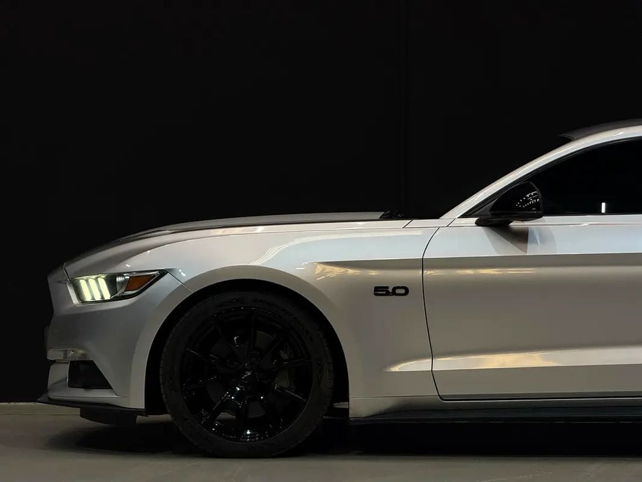 Ford Mustang GT GCC Specs - Well Maintained V8
