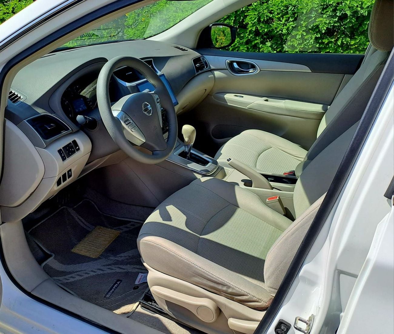 Nissan Sentra SV 530X36 Monthly I GCC l 1.8L, Cruise, GPS I Accident FREE
