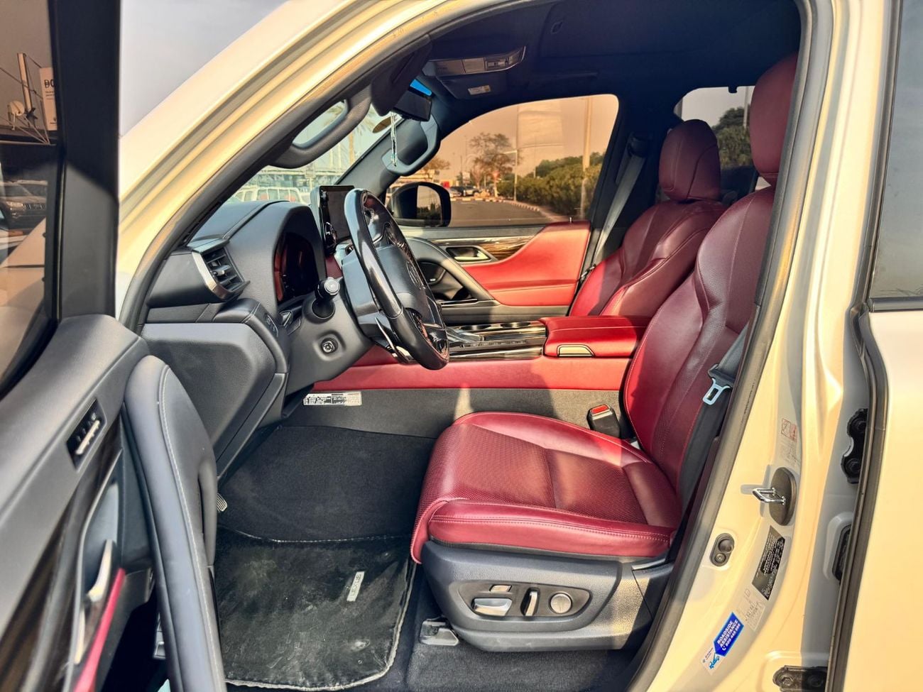 Lexus LX600 SIGNATURE