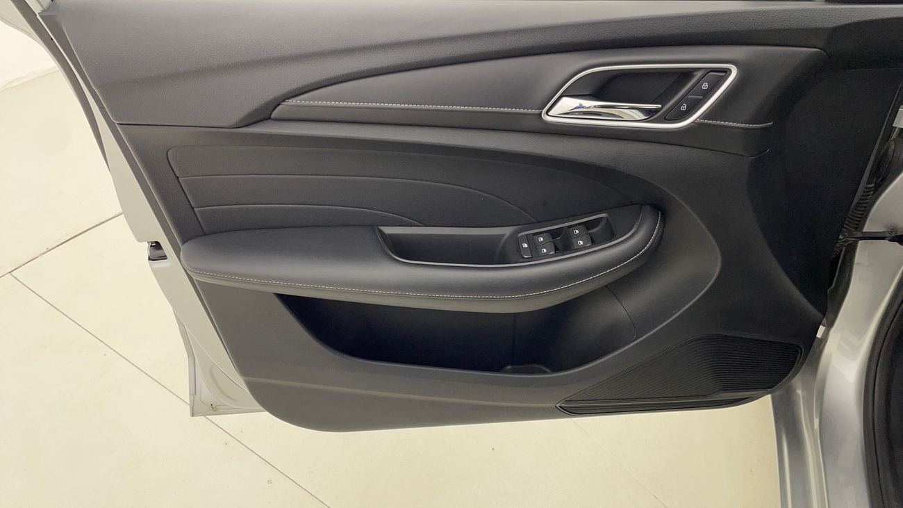 MG 5 STD 1.5 | Zero Down Payment | Home Test Drive