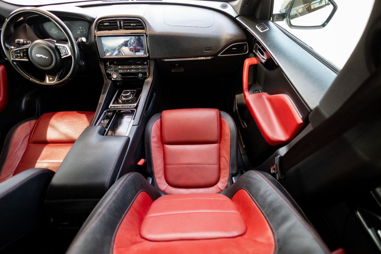 Jaguar F Pace R-Sport 3.0L