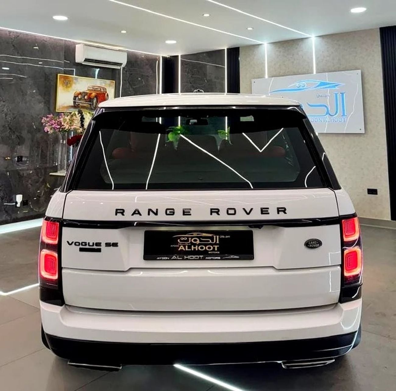 Land Rover Range Rover AUTOBIOGRAPHY SUPERCHARGED RR VOGUE V8 || FACELIFT || GCC || TOP RANGE || PANORAMIC ROOF