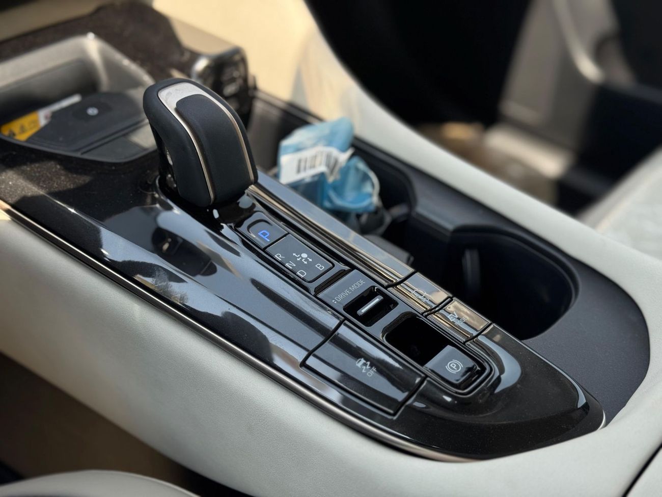 تويوتا كراون TOYOTA CROWN 2026 GCC 2.5L HEV