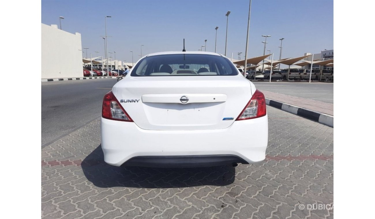 Nissan Sunny Nissan Sunny 2016 gcc very celen car