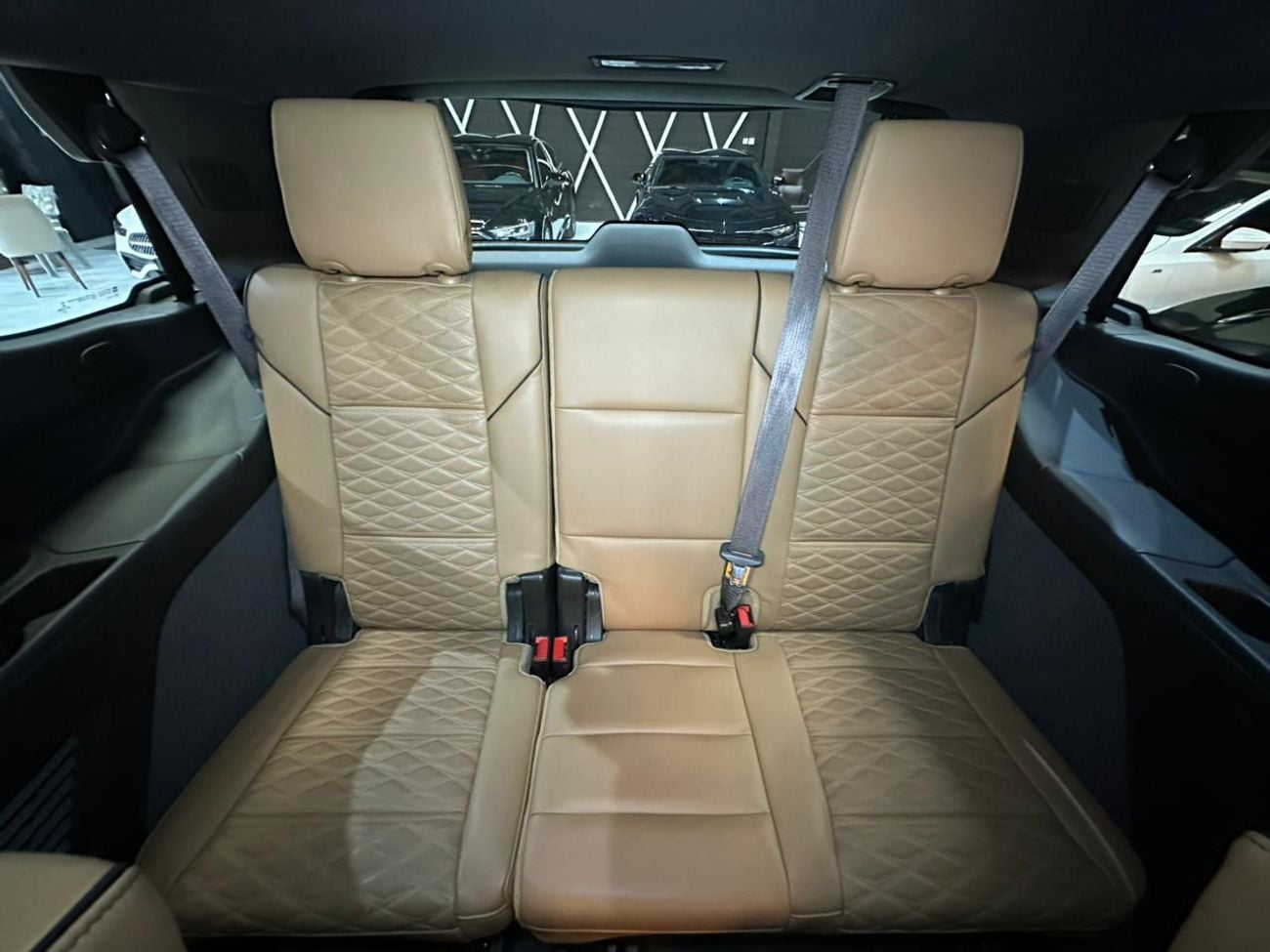 كاديلاك إسكالاد Sport Platinum 6.2L 4WD