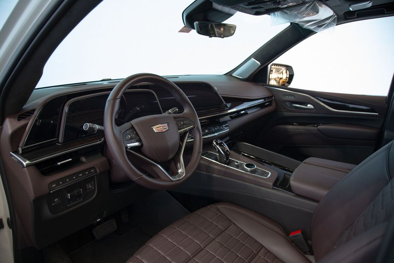 Cadillac Escalade Premium Luxury 6.2L 4WD