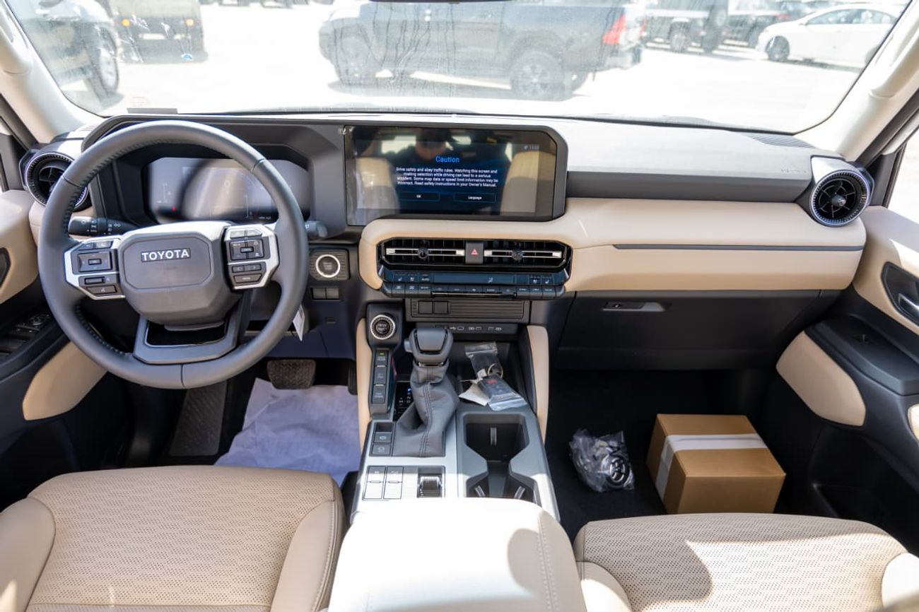 تويوتا برادو 2.4L Turbocharged | 4 Cylinder | Automatic | 7 Seater