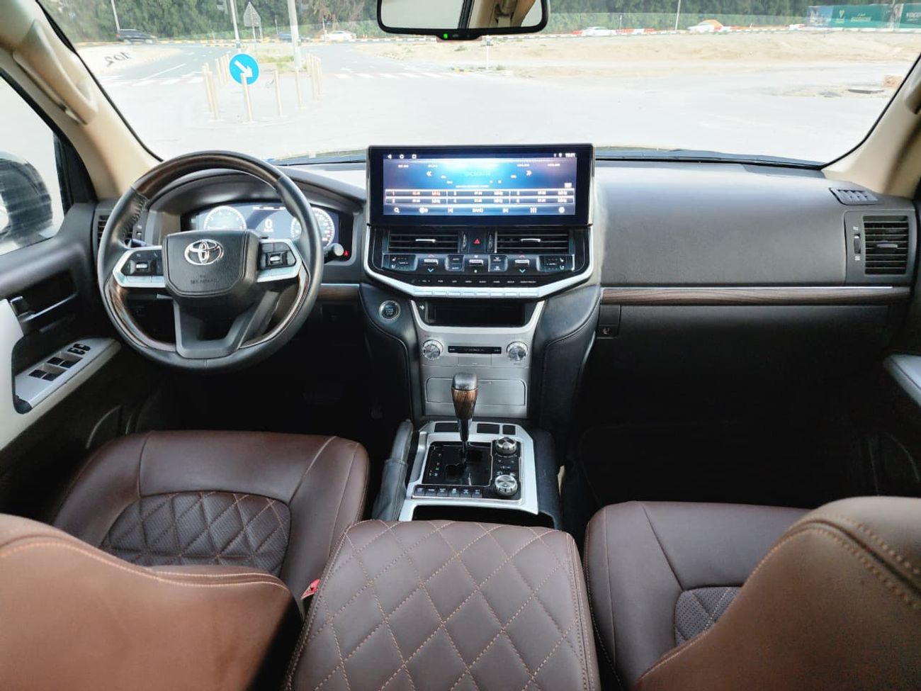 تويوتا لاند كروزر GX.R V6 upgrade 2024