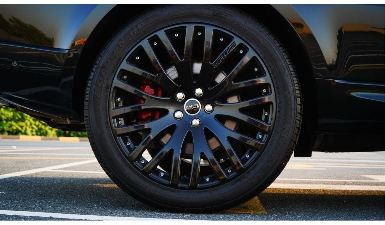 Land Rover Range Rover 3years warranty, 2 years free service, free registration, contact number 0507273386