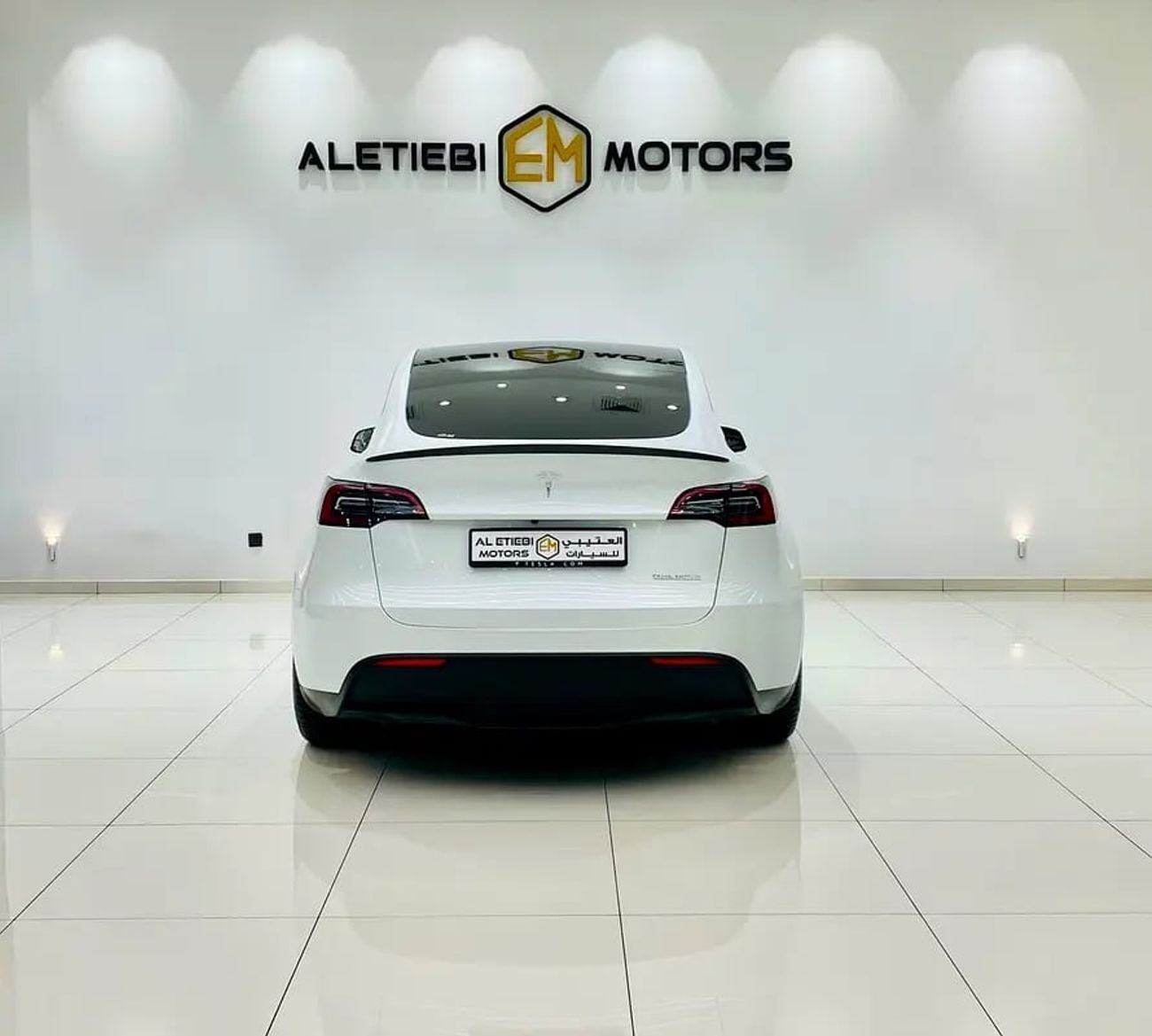 Tesla Model Y LONG RANGE Y DUAL MOTOR MODEL : K M : 10, 000 GCC SPECS UNDER WARRANTY AND SERVICE