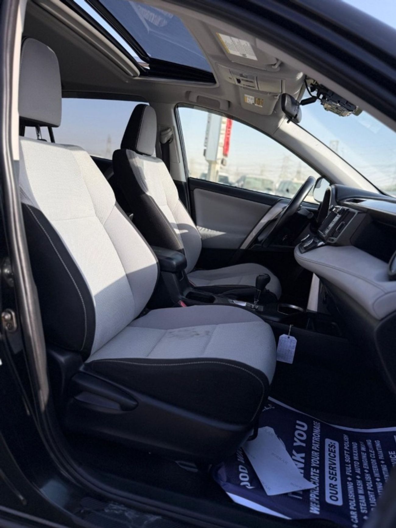 Toyota RAV4 Hybrid XLE 2.5L