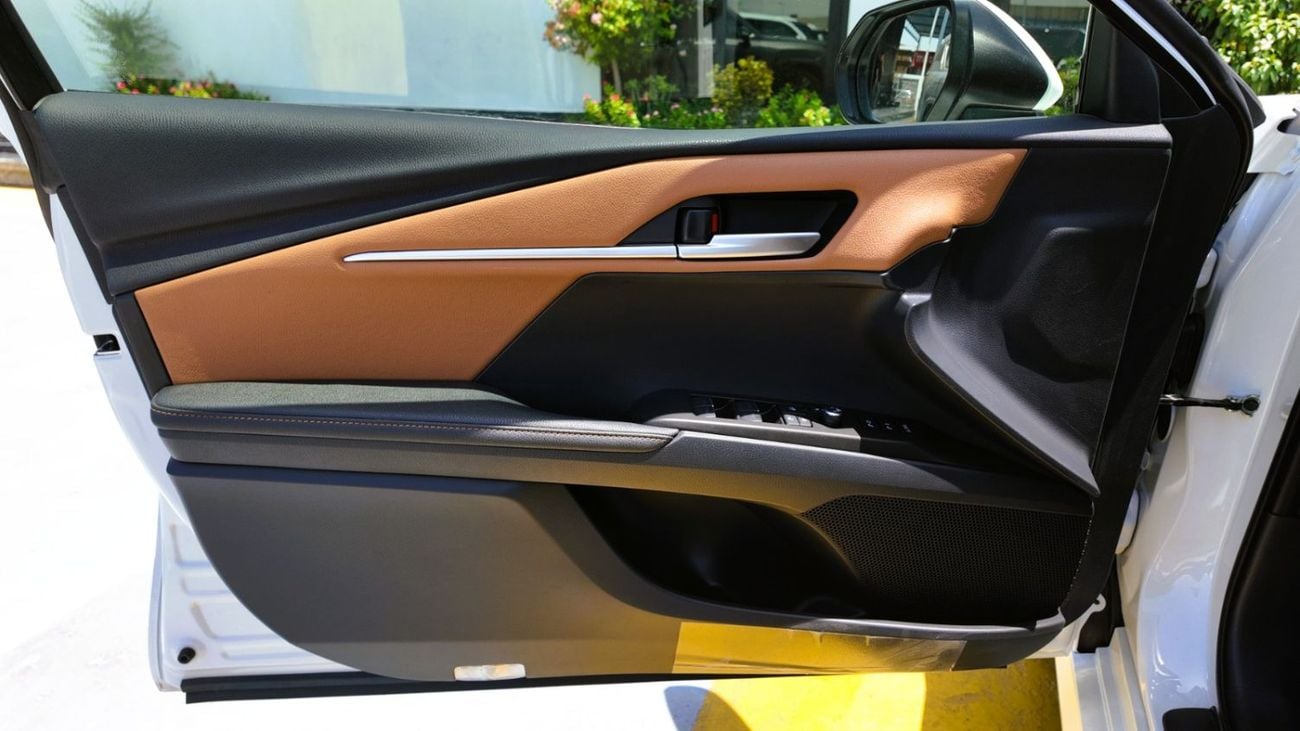 تويوتا كامري Toyota Camry Lumiere HEV 2026