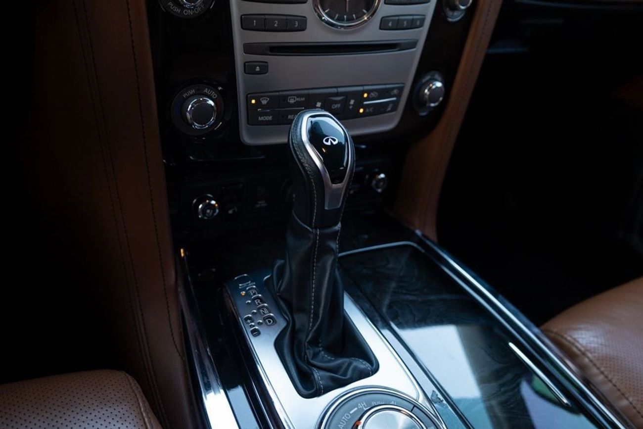 Infiniti QX80 Luxury 8st 5.6L