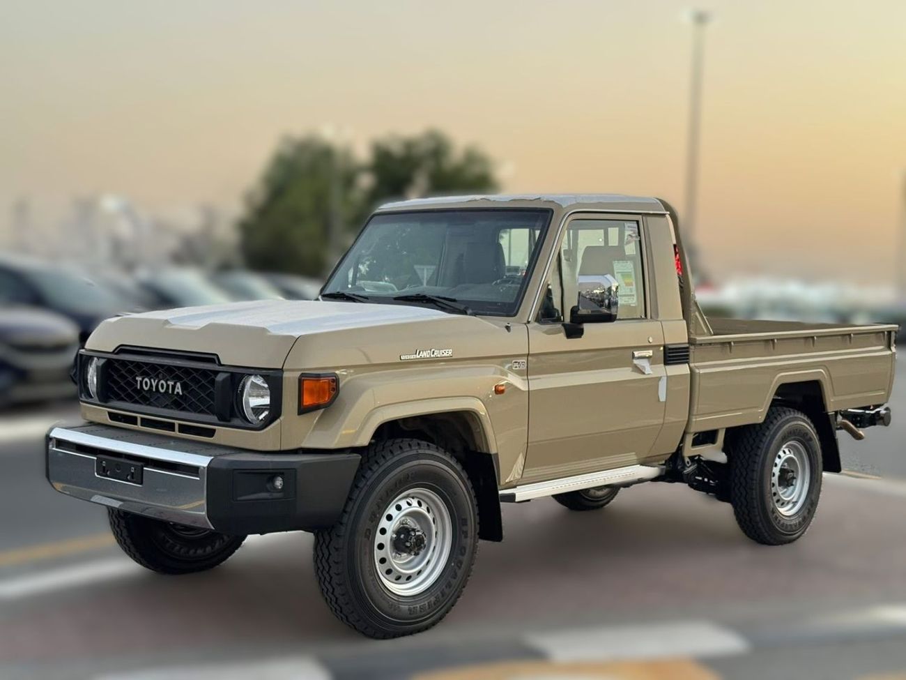 تويوتا لاند كروزر بيك آب Toyota Land Cruiser LC79 SC 4.0 MT 2025 basic