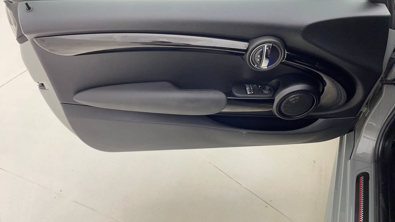 ميني كوبر JOHN COOPER WORKS 2 | بدون دفعة مقدمة | اختبار قيادة مجاني للمنزل