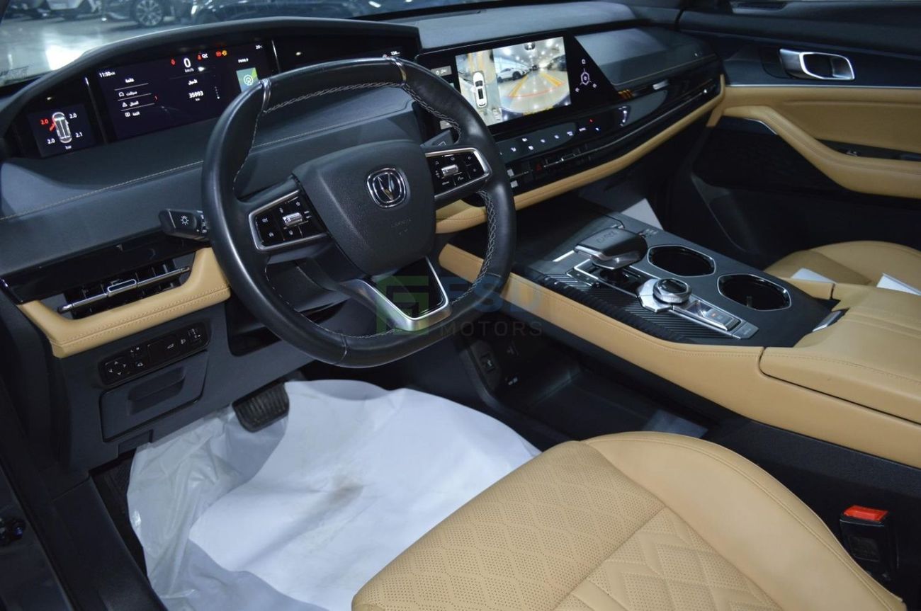 تشنجان يوني ك Changan UNI-K 2.0L 4WD A/T Mid-Option MY-2025