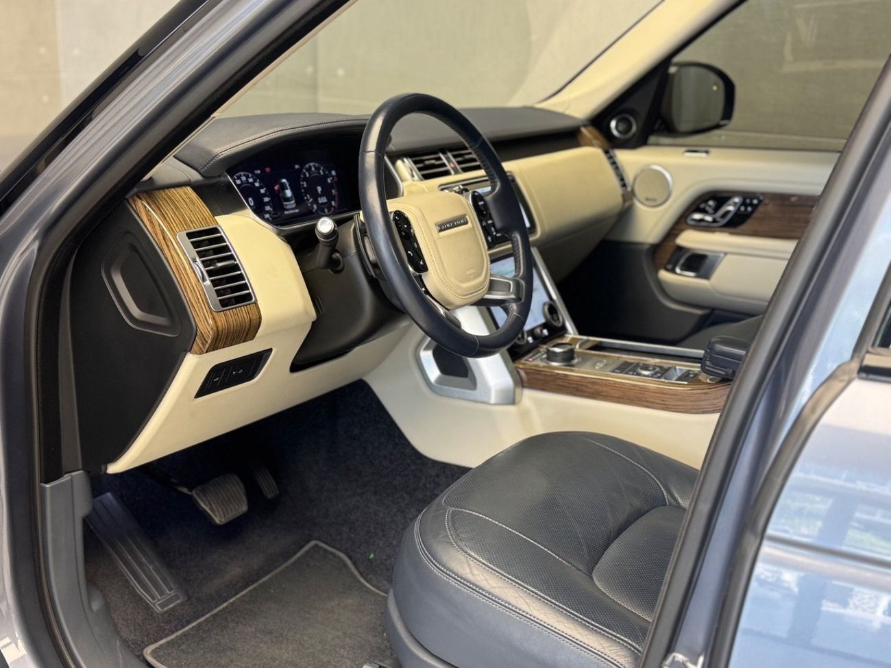 Land Rover Range Rover HSE 5.0L