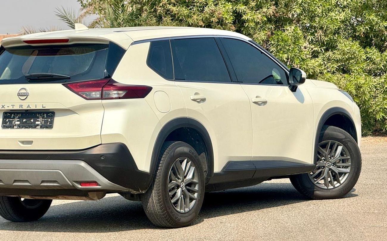 Nissan XTrail S 2.5L (169 HP) FWD (5 Seater) 860-Monthly l GCC l 1 Year Warranty l Agency History l  Cruise, Camer