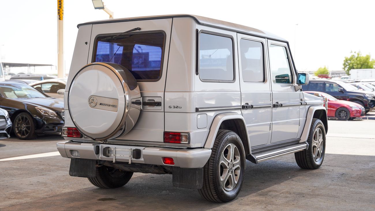 Mercedes-Benz G 320