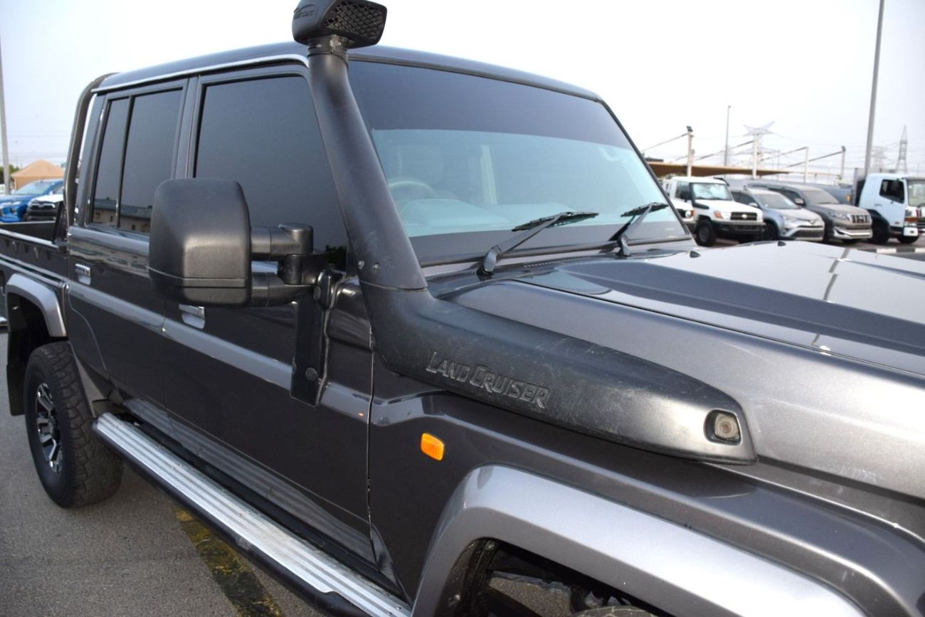 Toyota Land Cruiser Pick Up