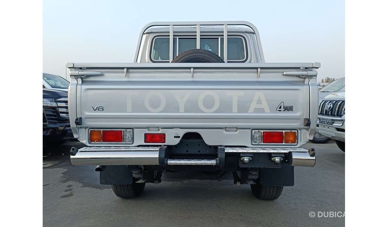 Toyota Land Cruiser Pick Up 4.5L V8 DIESEL FULL OPTION, M/T / DOUBLE CAB / DIFF LOCK (CODE # 7473)