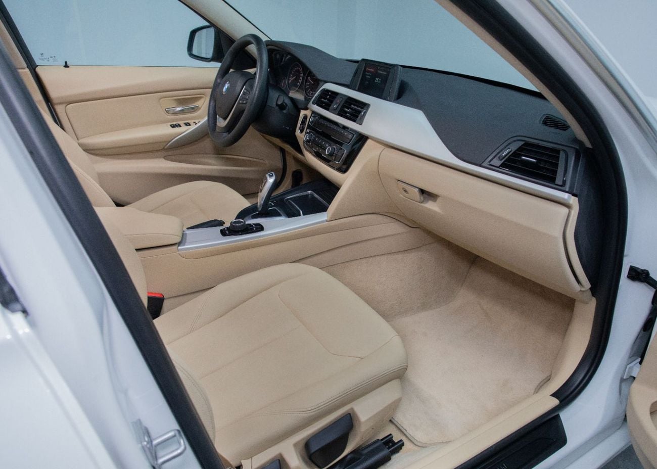BMW 318i STD