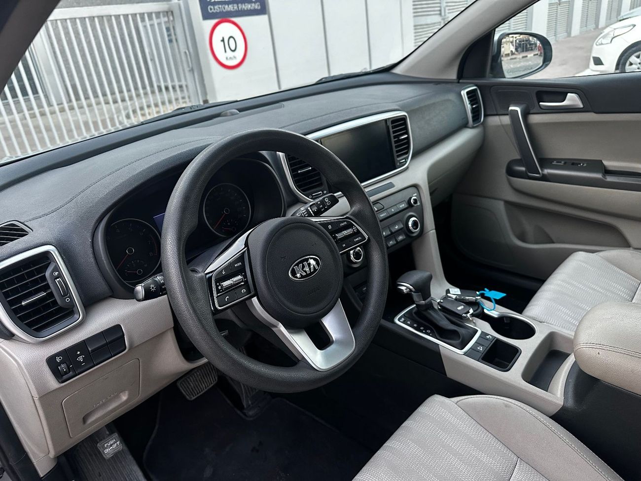 Kia Sportage LX GCC