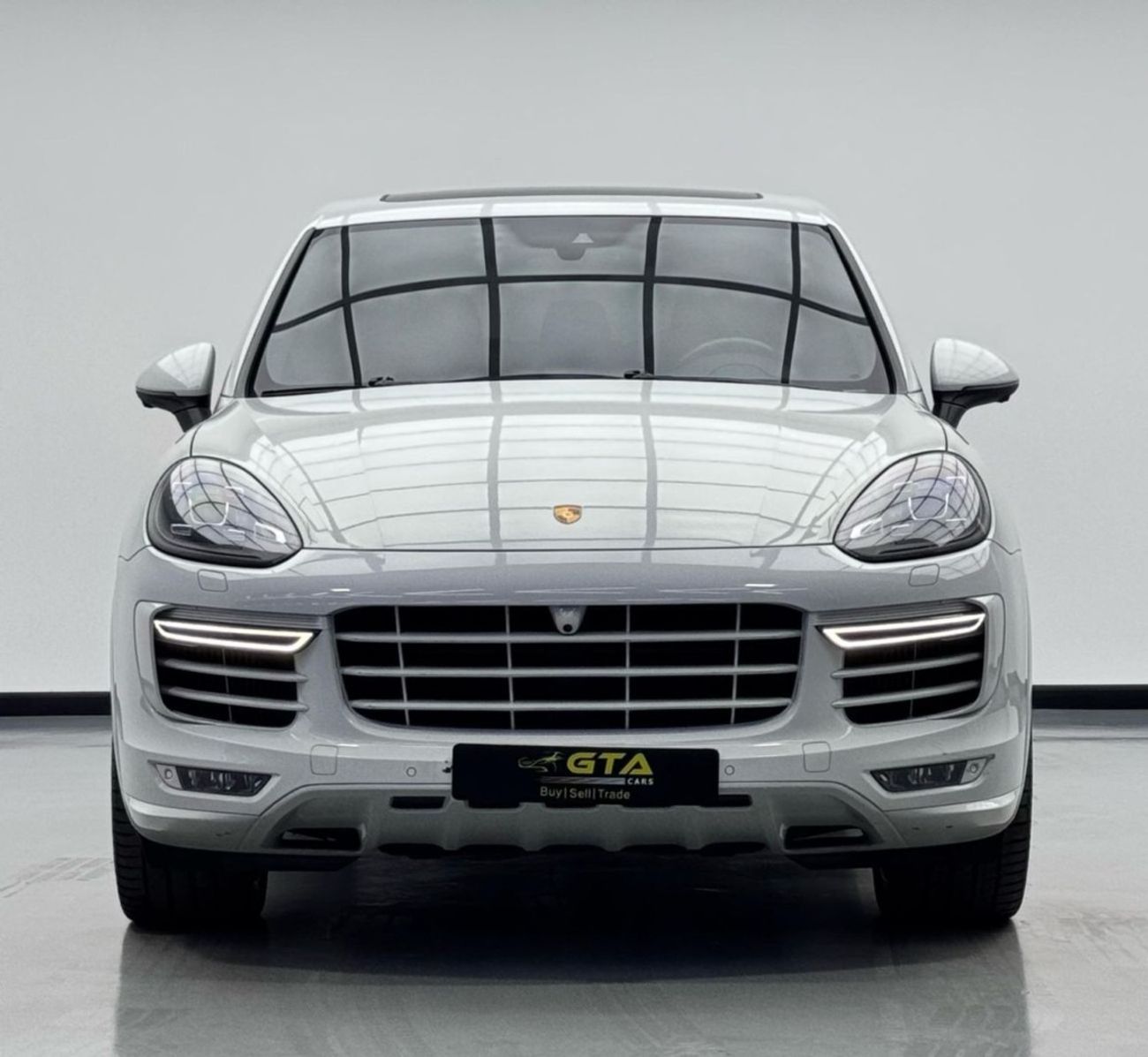 بورش كايان GTS 3.6L 2017 Porsche Cayenne GTS, Excellent Condition, Full Agency Service History, GCC