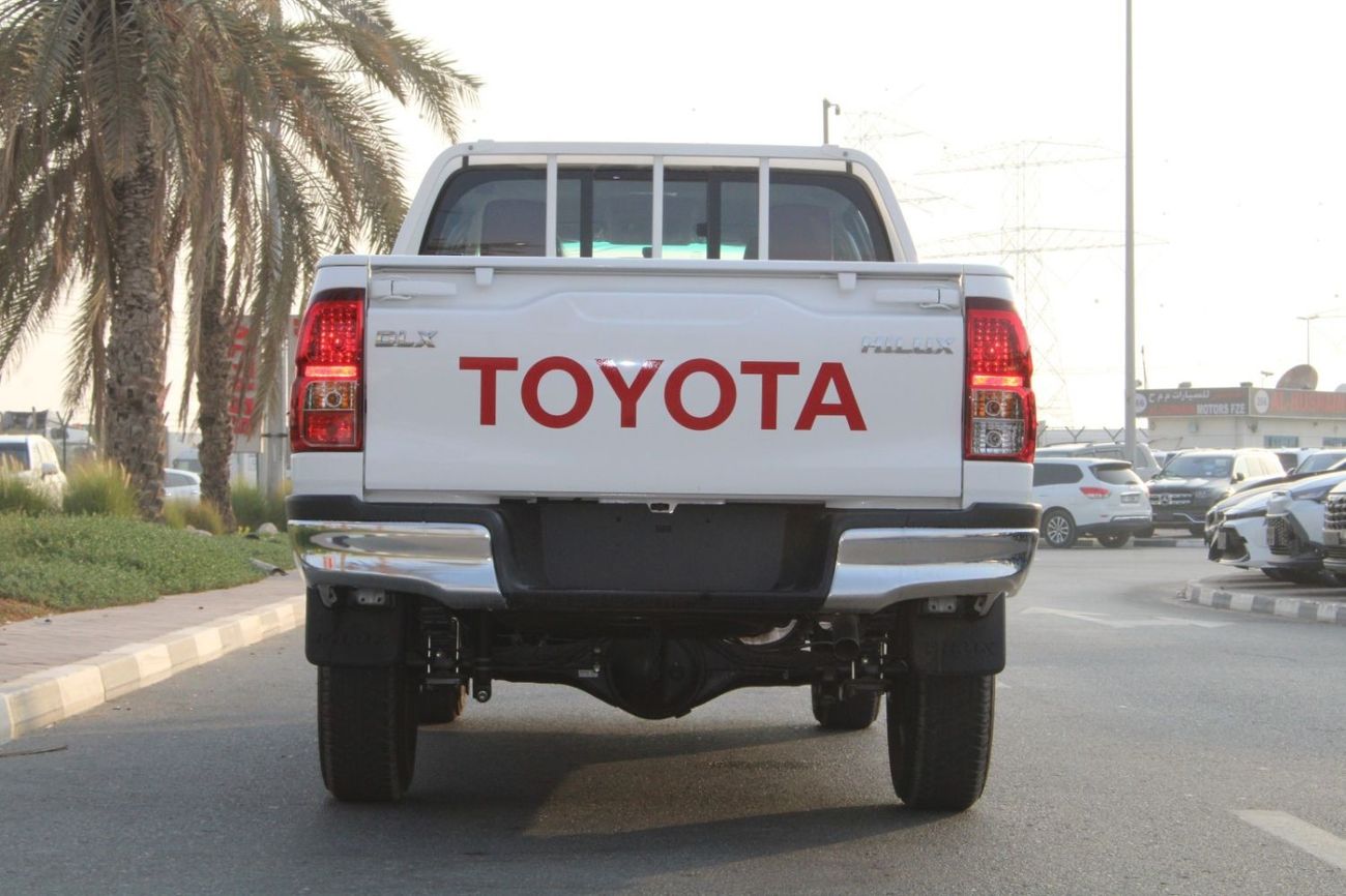 Toyota Hilux TOYOTA HILUX 2.4L DIESEL 4WD DOUBLE CAB DLX-E MANUAL