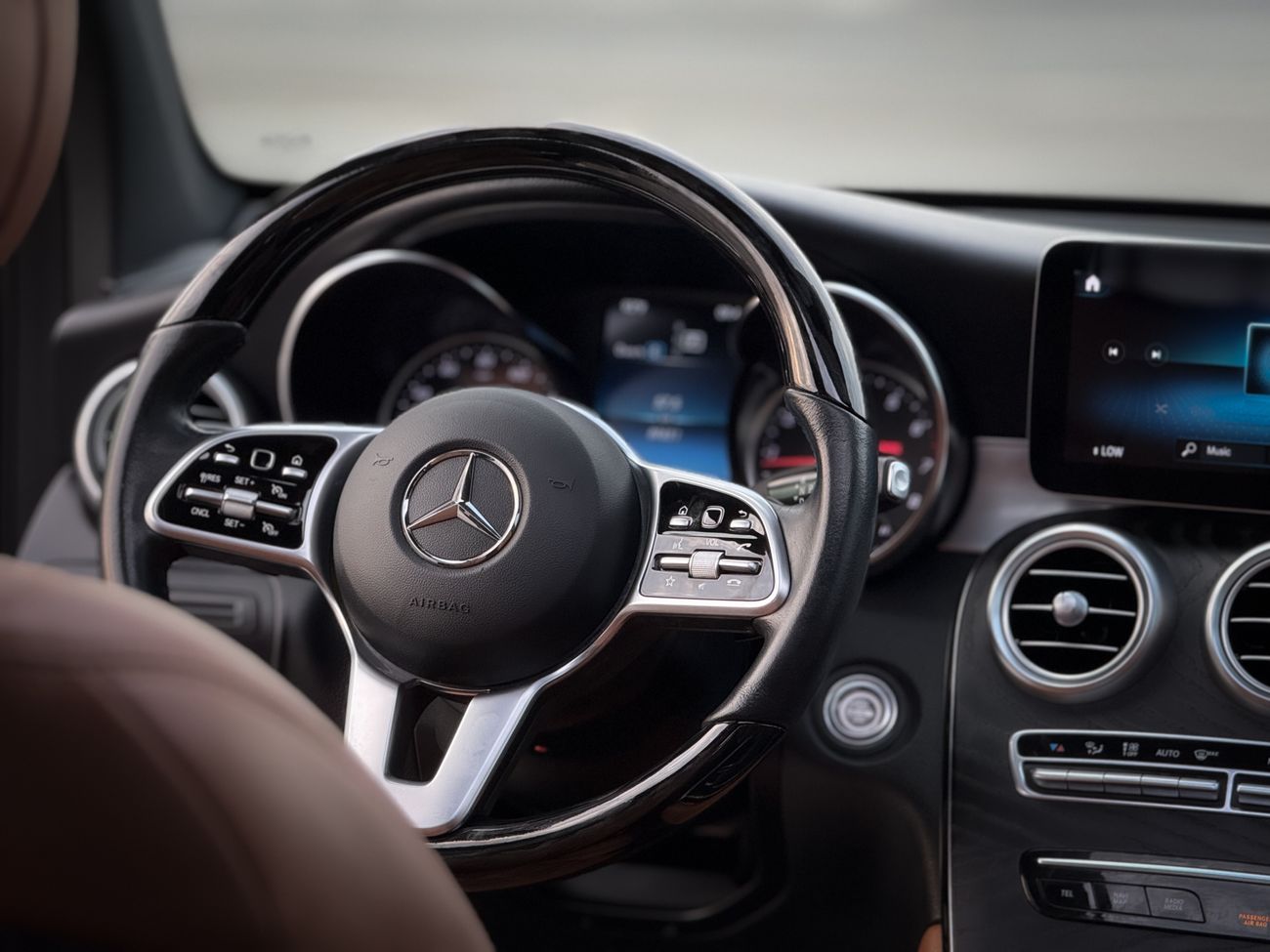 مرسيدس بنز GLC 300