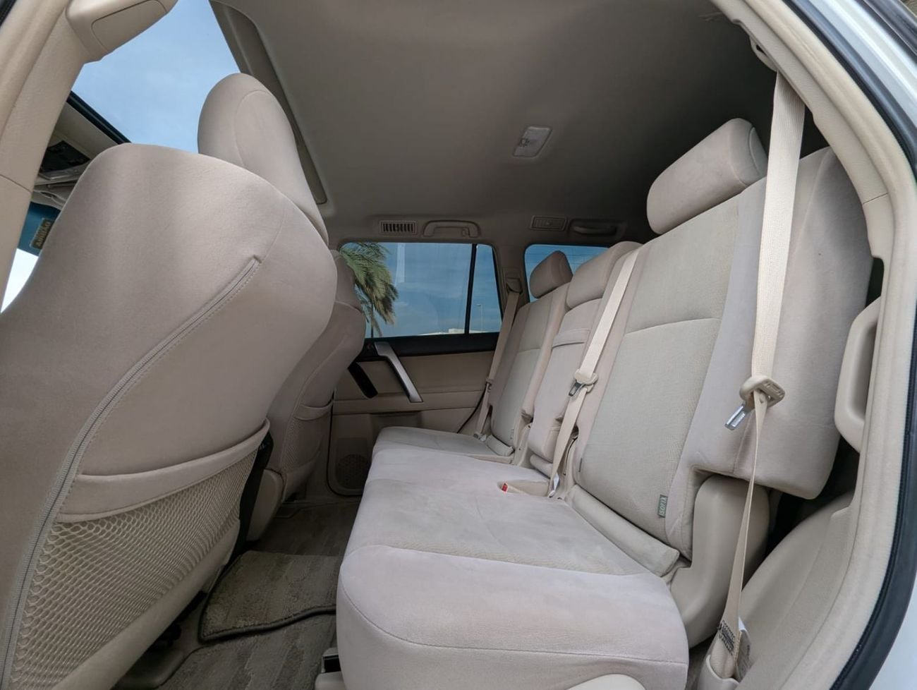 Toyota Prado Toyota Prado 2022 LHD white exterior begie interior