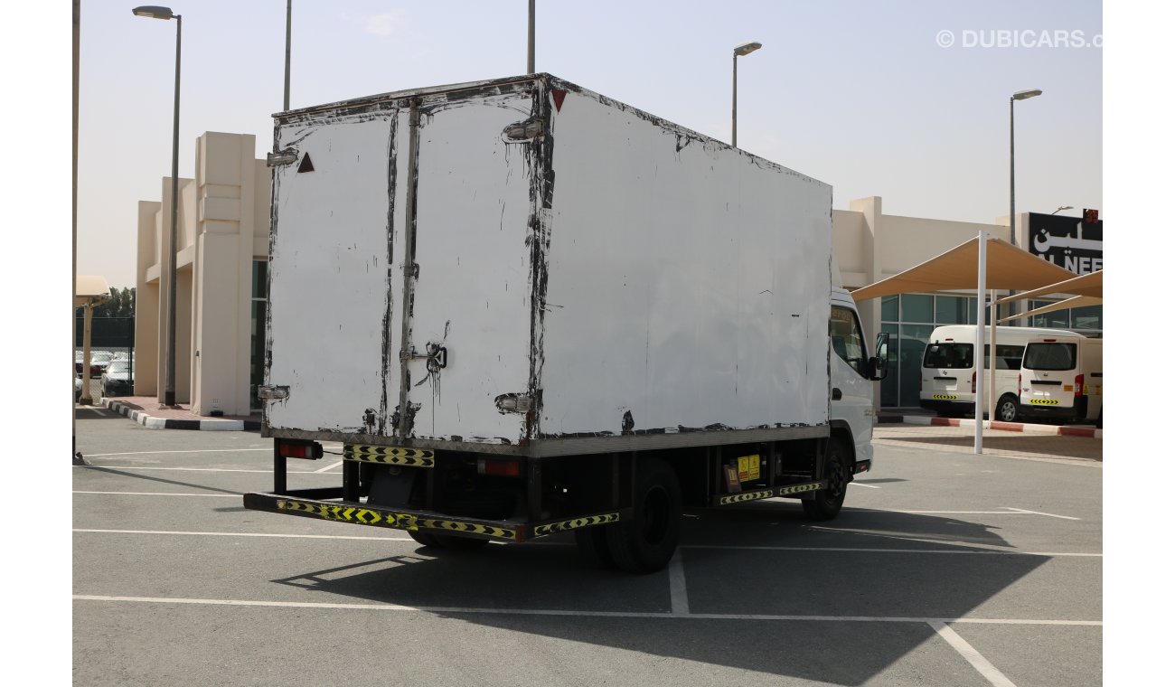 ميتسوبيشي كانتر SINGLE CABIN PICKUP WITH BOX