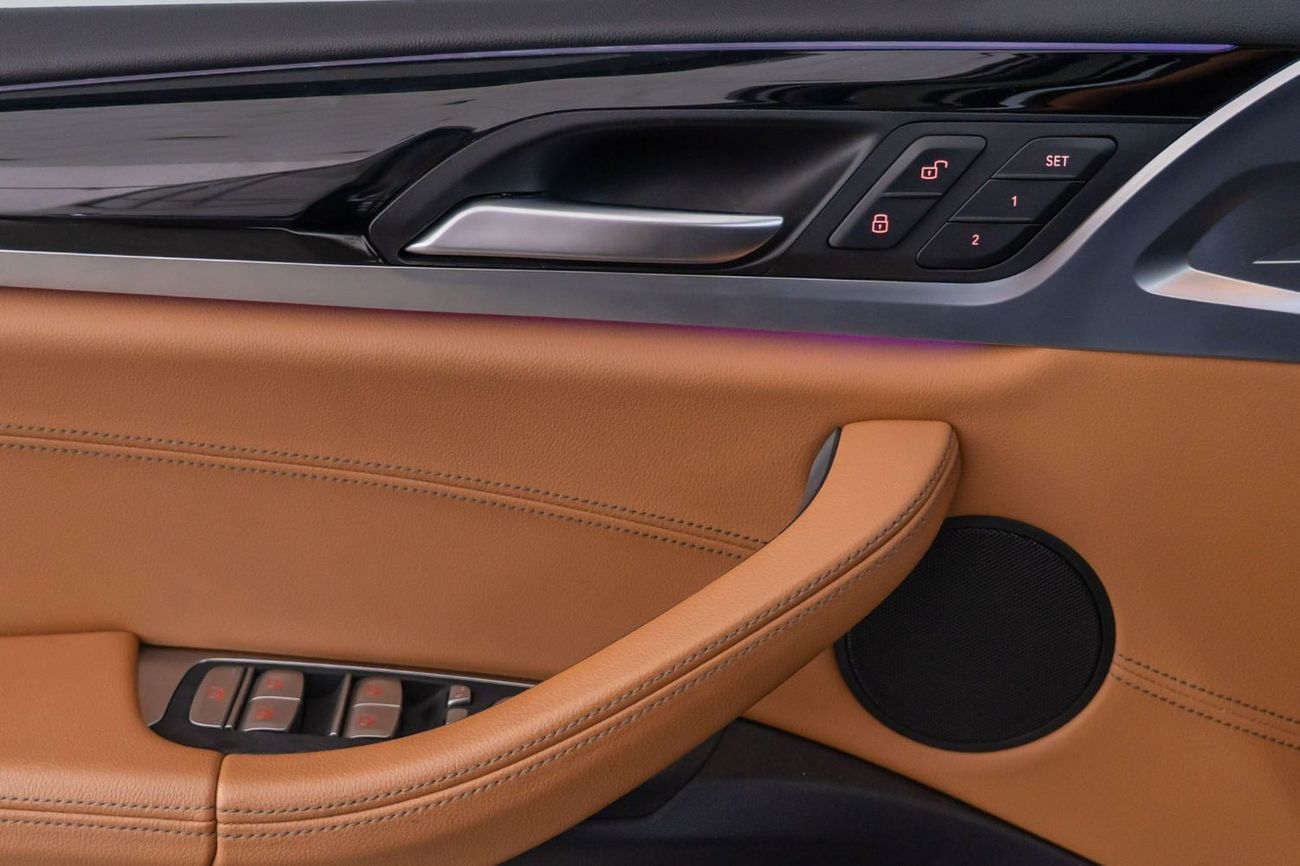 BMW X3 xDrive 30i 2.0L