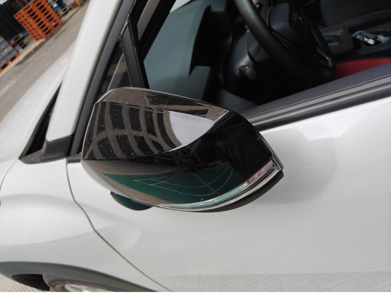 تويوتا فرونتلاندر HYBRID LEADING VERSION / 2.0L V4 / SUNROOF, LEATHER SEATS, DVD+CAMERA