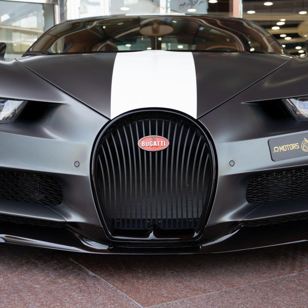 بوغاتي شيرون 2021 BUGATTI CHRION LES LEGANDS DU CIEL ( 1 OF 20 ) DONE 6000KM ( 4 YEARS WARRANTY+ SERVICE )