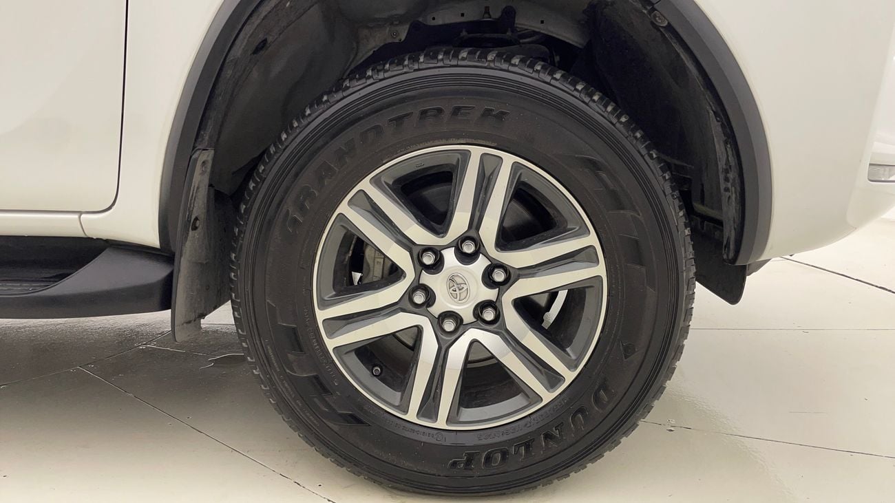 تويوتا فورتونر EXR 2.7 | بدون دفعة مقدمة | اختبار القيادة في المنزل