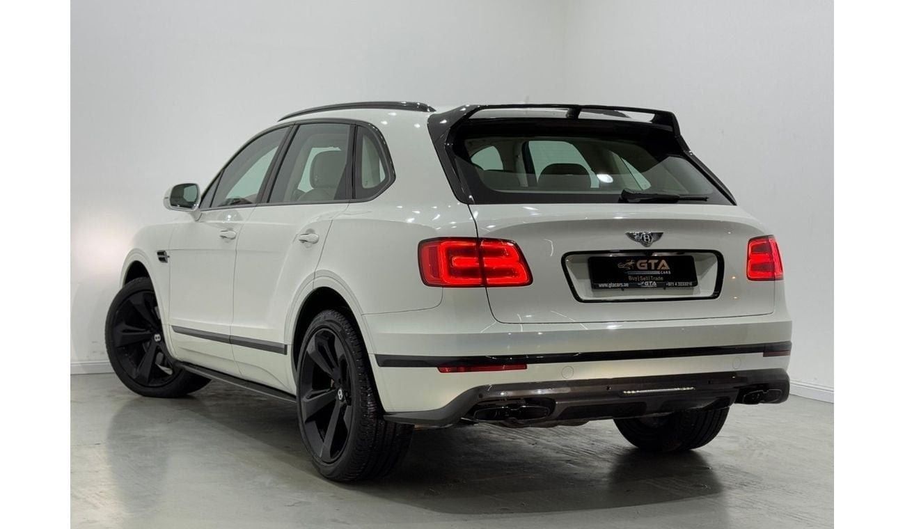 Bentley Bentayga V8 2019 Bentley Bentayga V8, Warranty, Carbon Fiber Package, Full Options, Low Kms