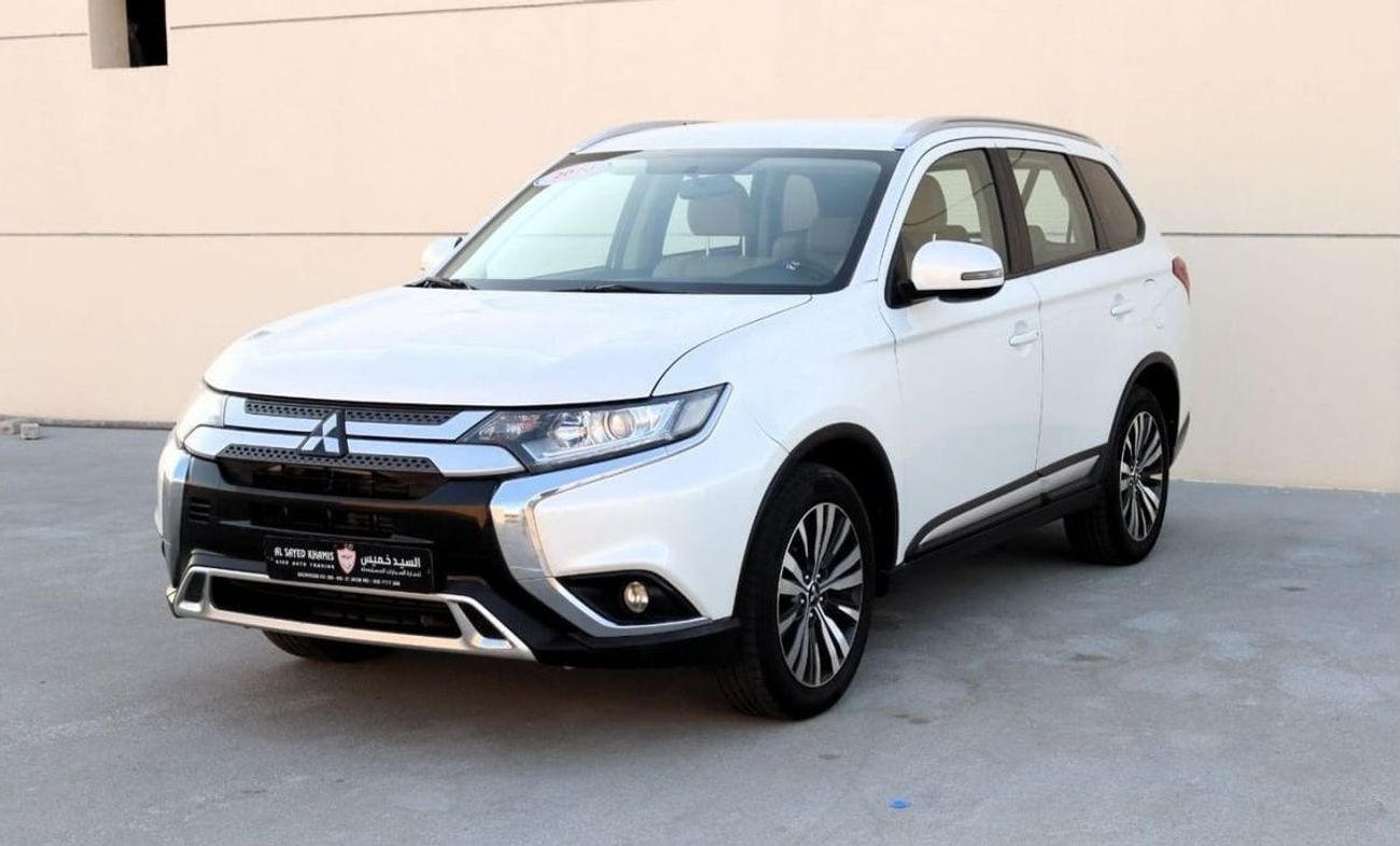 Mitsubishi Outlander GLX Basic 2.4L (5 Seater) Mitsubishi Outlander 2020 GCC edition, mileage 85,000 KM, with a 2.4L engi