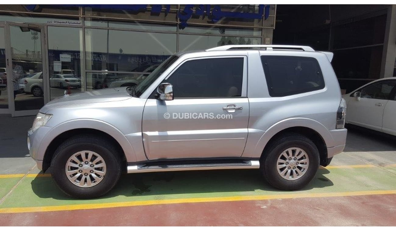 Mitsubishi Pajero 3 door med option  perfect condition