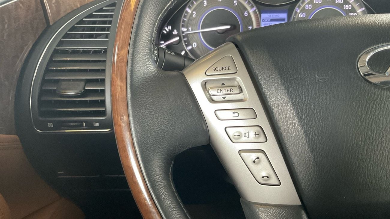 إنفينيتي QX80 Excellence (8 Seater) | شامل الضمان | 0 ﺪﻔﻋﺓ ﺃﻮﻟﻯ