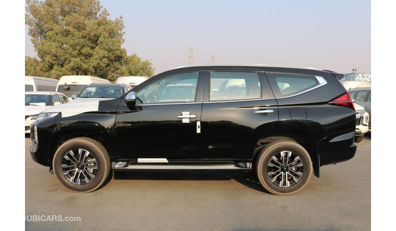 ميتسوبيشي باجيرو 2022| SPORTS 3.0L PETROL 4WD GLS - 8-A/T HIGH-LINE - FULL OPTION | EXPORT ONLY