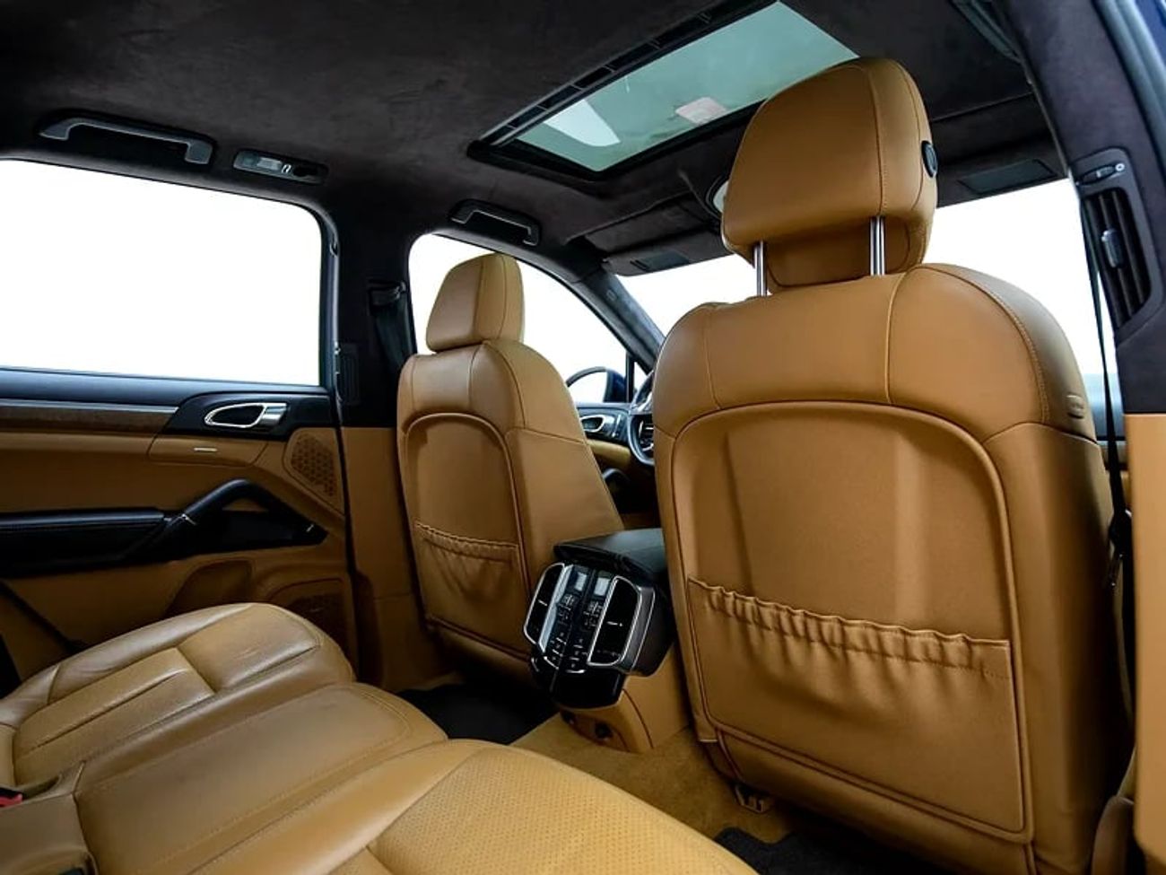 بورش كايان GTS 4.8L