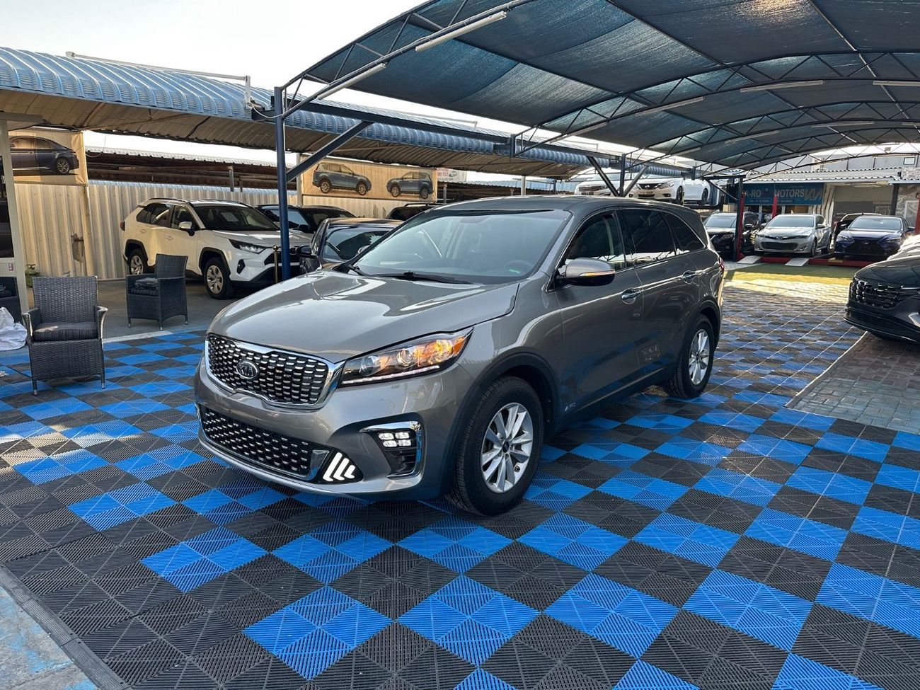 كيا سورينتو Base 3.3L AWD 7seat