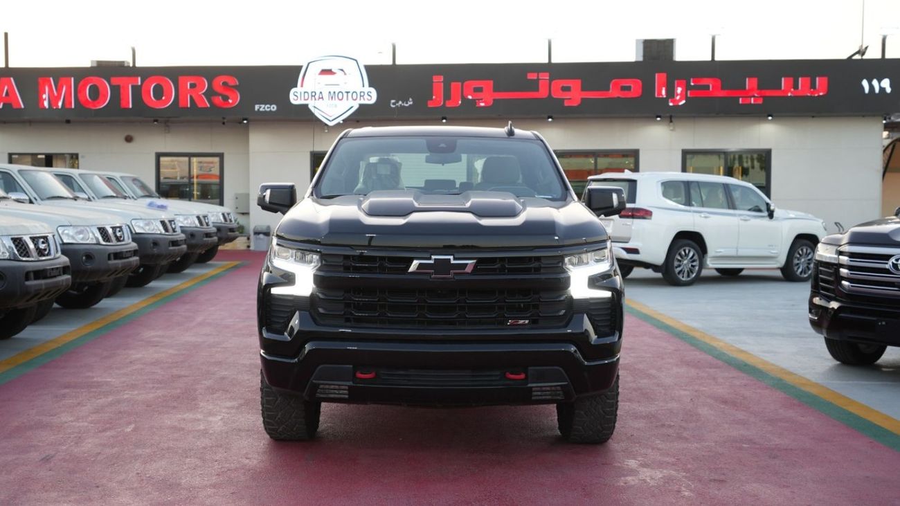 Chevrolet Silverado 2023 CHEVORLET SILVERADO Z71 5.3L V8 4WD PICK-UP 4doors