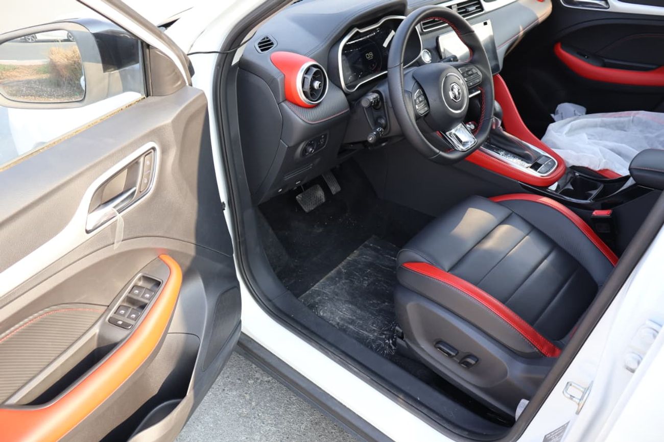 MG ZS 2022 Brand New MG ZS 1.3L Turbo Full option GCC