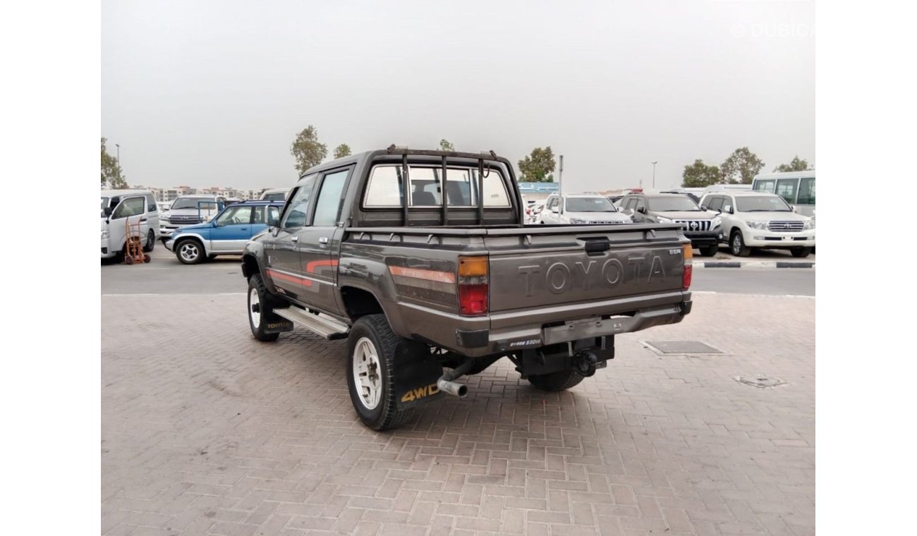 تويوتا هيلوكس TOYOTA HILUX PICK UP RIGHT HAND DRIVE (PM1554)