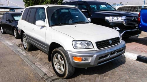 Toyota RAV4 left hand drive with sunroof