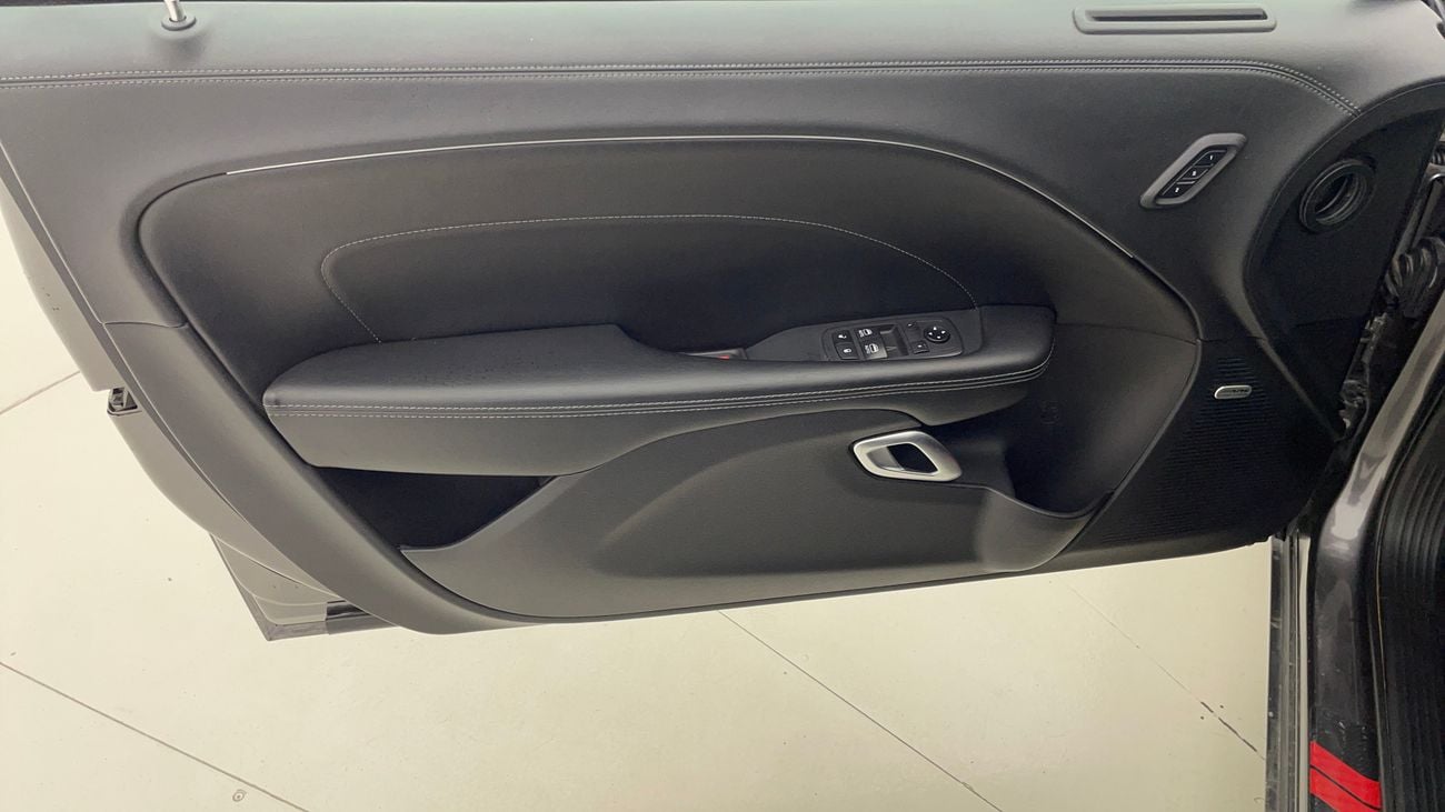 Dodge Challenger R/T 5.7 | Zero Down Payment | Home Test Drive