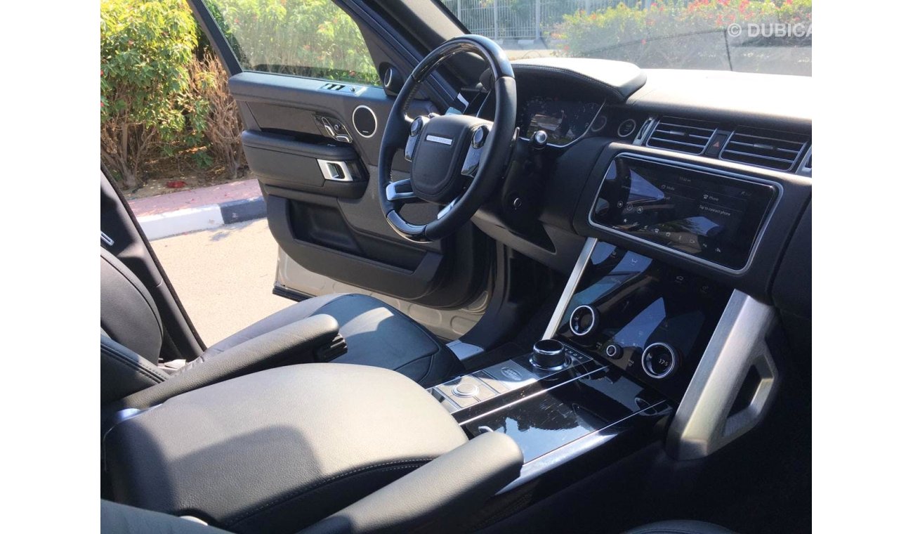 Land Rover Range Rover HSE 3.0L 2018 Model with GCC Specs