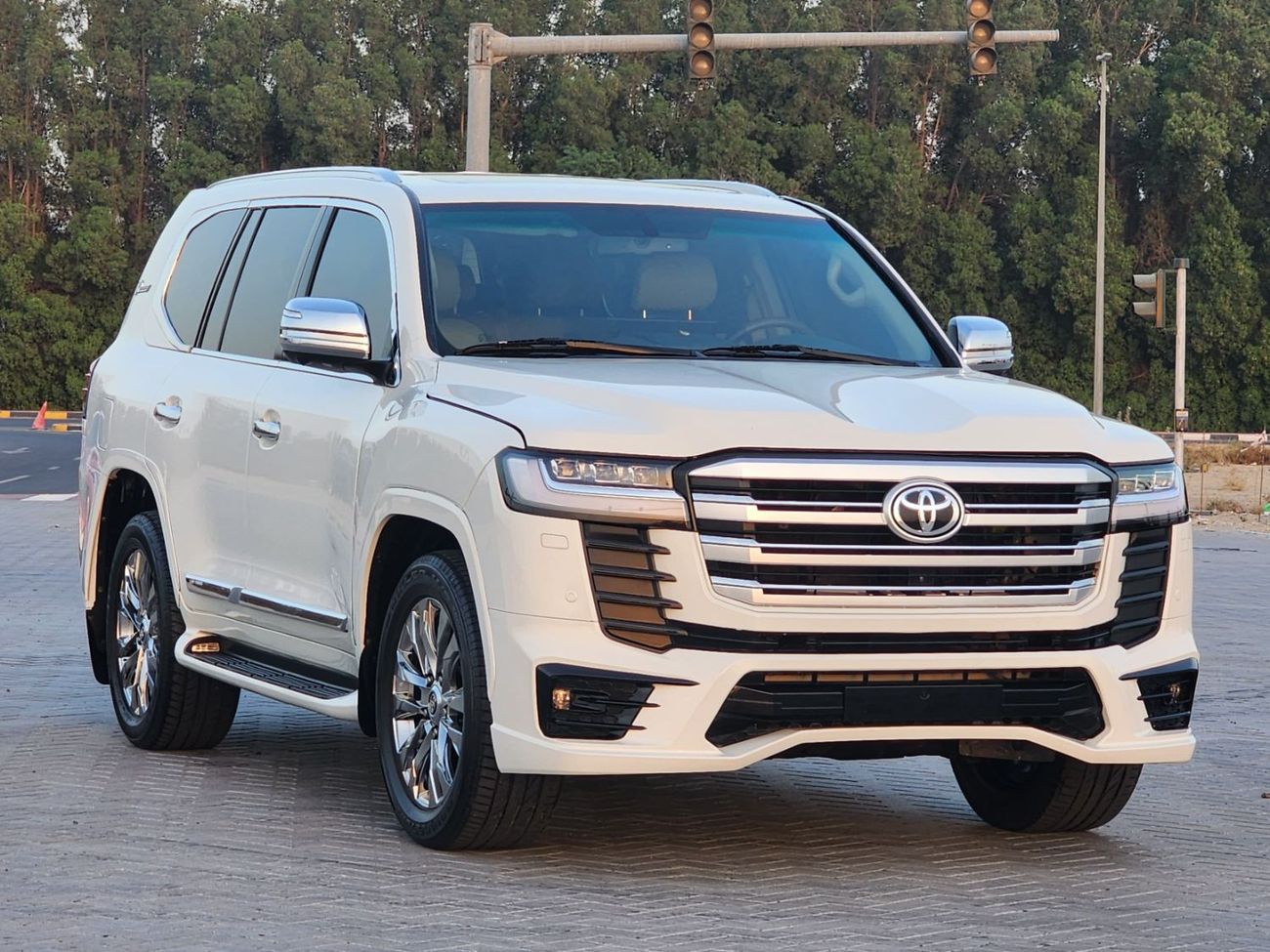 تويوتا لاند كروزر GX.R V6 upgrade 2023